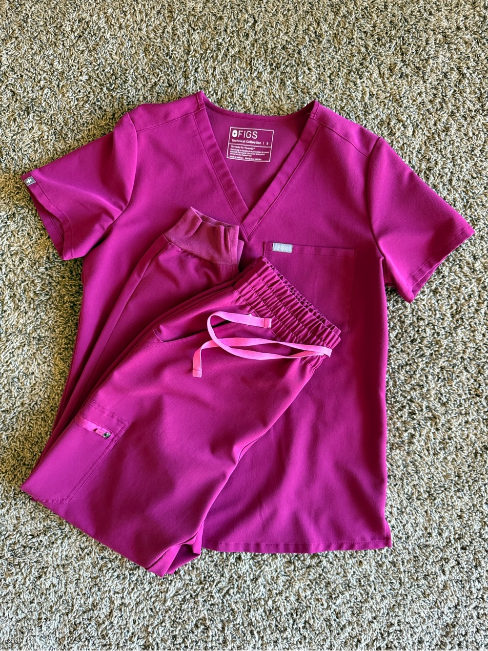 FIGS Women's Scrub Set in Deep Fuchsia